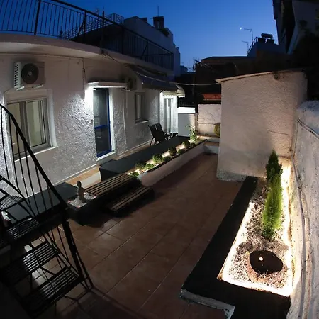 Detached House 1km From Acropolis Filopappou Semesterbostad Aten